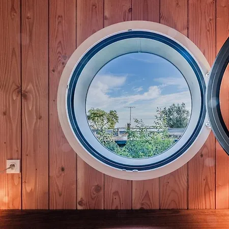 Sangla - Acces - Piscine - Climatisation