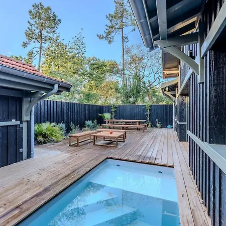 Sangla - Acces - Piscine - Climatisation ヴィラ